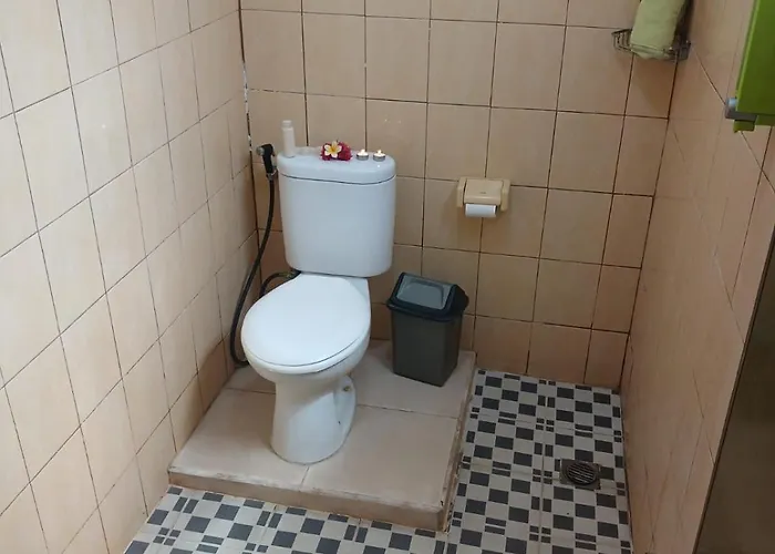 Between Hostel